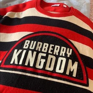 Burberry sweater size M
